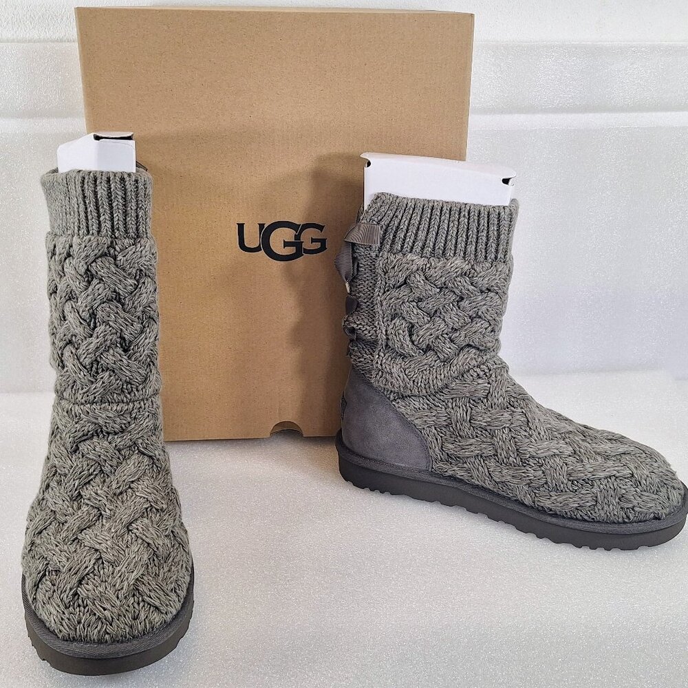 New UGG Isla Grey Sweater/Suede Boots Womens Size 11